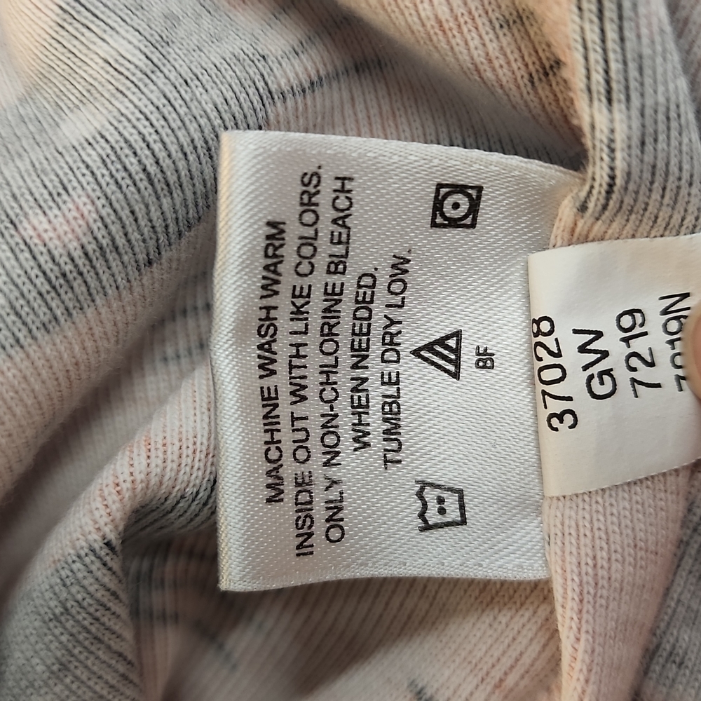 Size 10 Hannah Anderson Cat long sleeve tee.   C99 - Picture 7 of 8